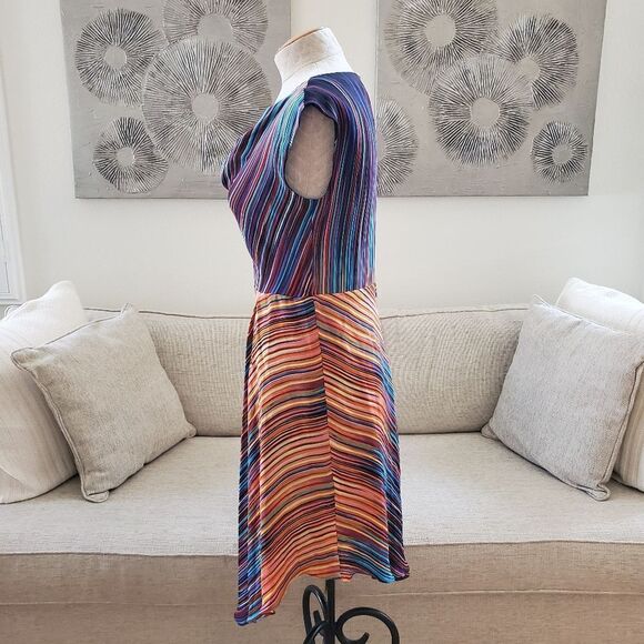 ✨ BCBG ✨ 100% Silk Cowl Neck Striped Asymmetrical Hem Dress - [Size 4] - Picture 4 of 12